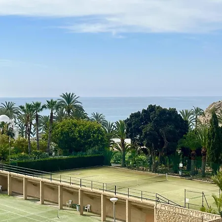 Luxe Beach Three By Gloove Apartment *