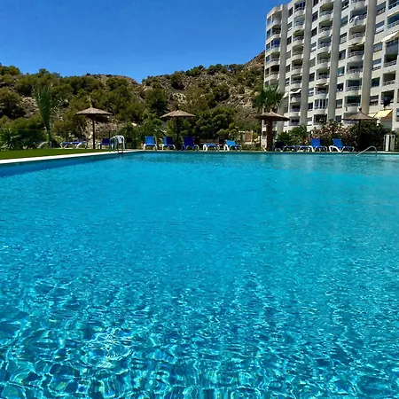 Luxe Beach Three By Gloove Apartment *